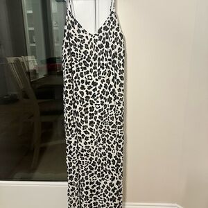 Hopely Leopard Print Maxi Dress Sz Large $15